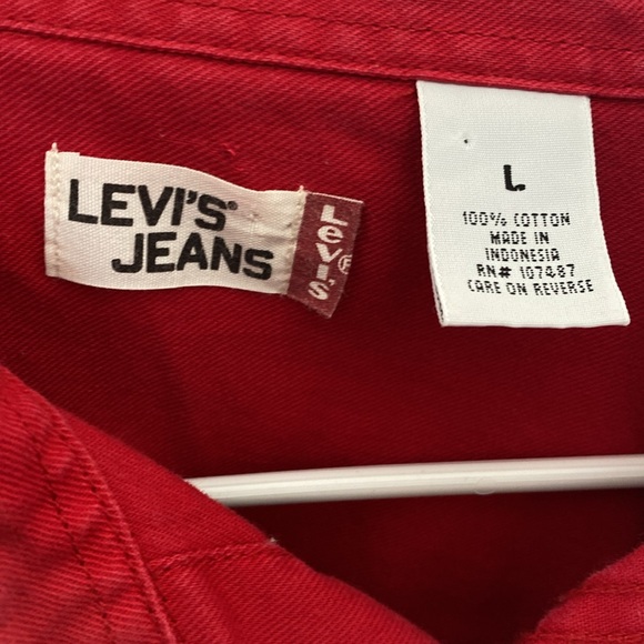 Levi’s Denim Shirt - Picture 3 of 4